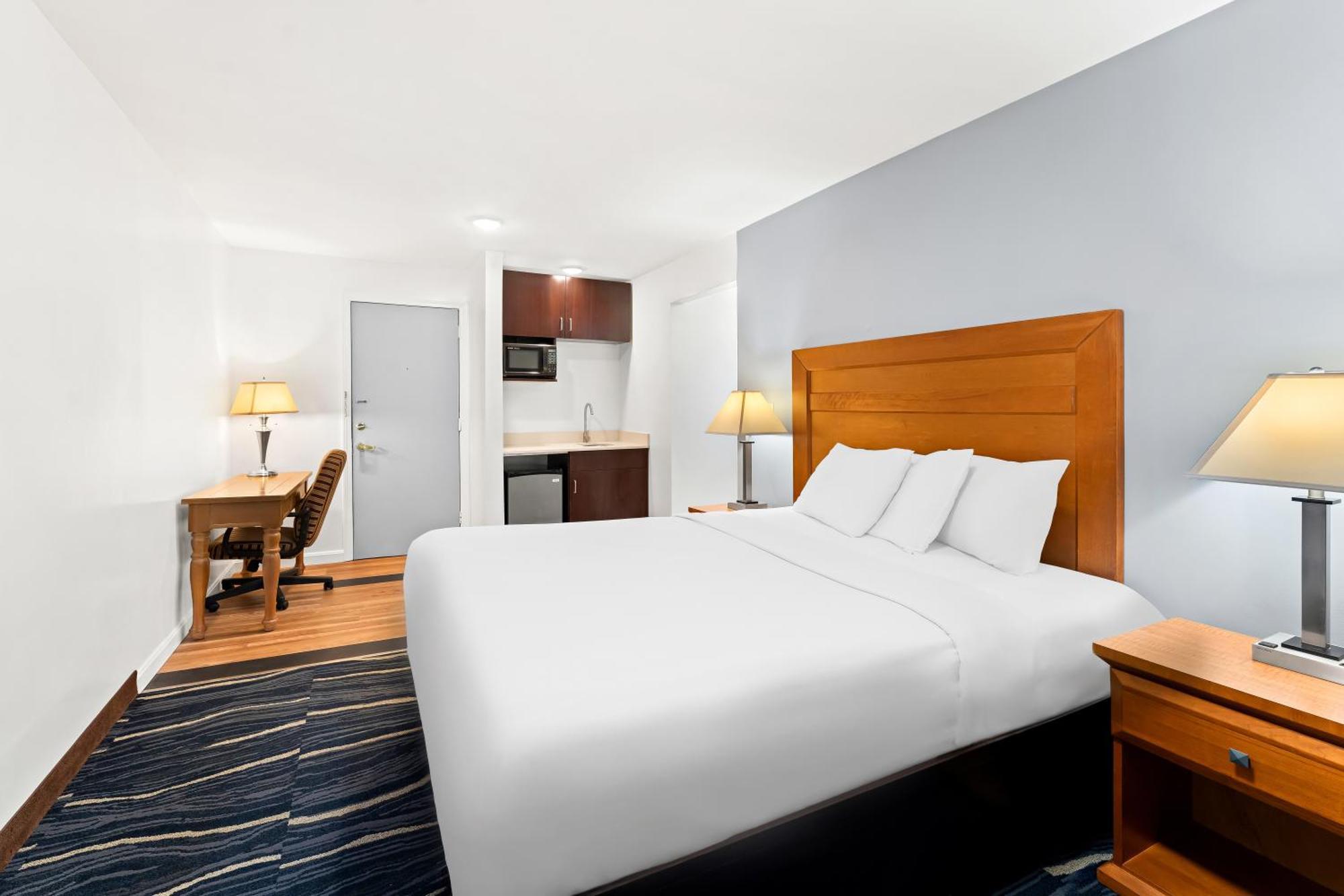 Americas Best Value Inn Stonington Mystic Esterno foto